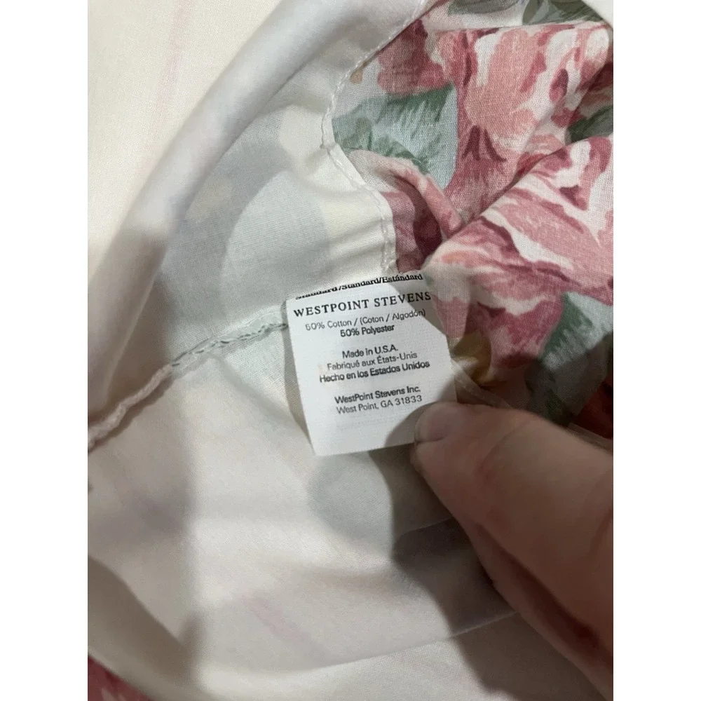 Vtg Westpoint Stevens Floral Roses‎ Pink White Stripes 2 Standard Pillowcases